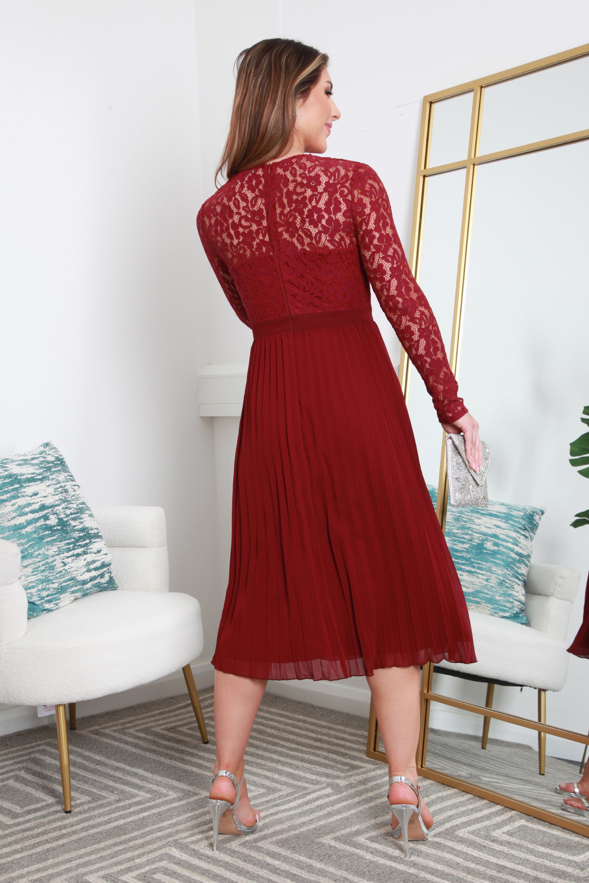 Red Long Sleeve Lace Pleated Dress DR0000390