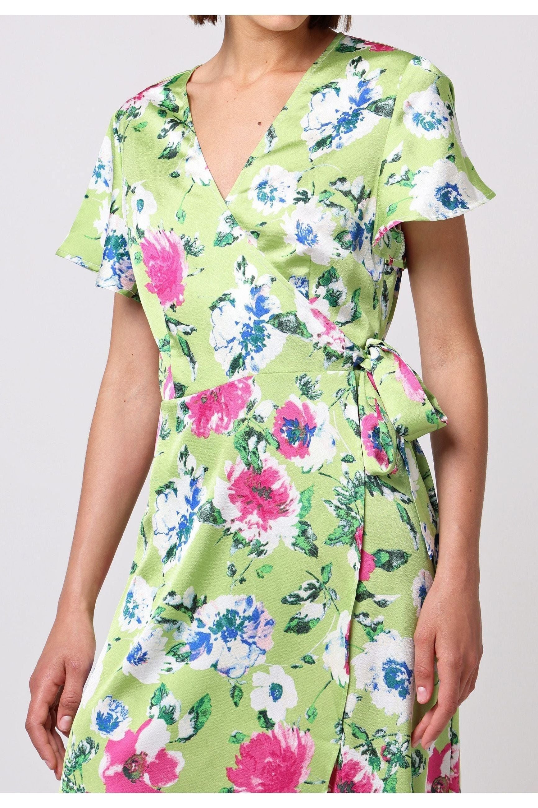 Angel Sleeve Tie Wrap Dress In Green Floral Print J038892