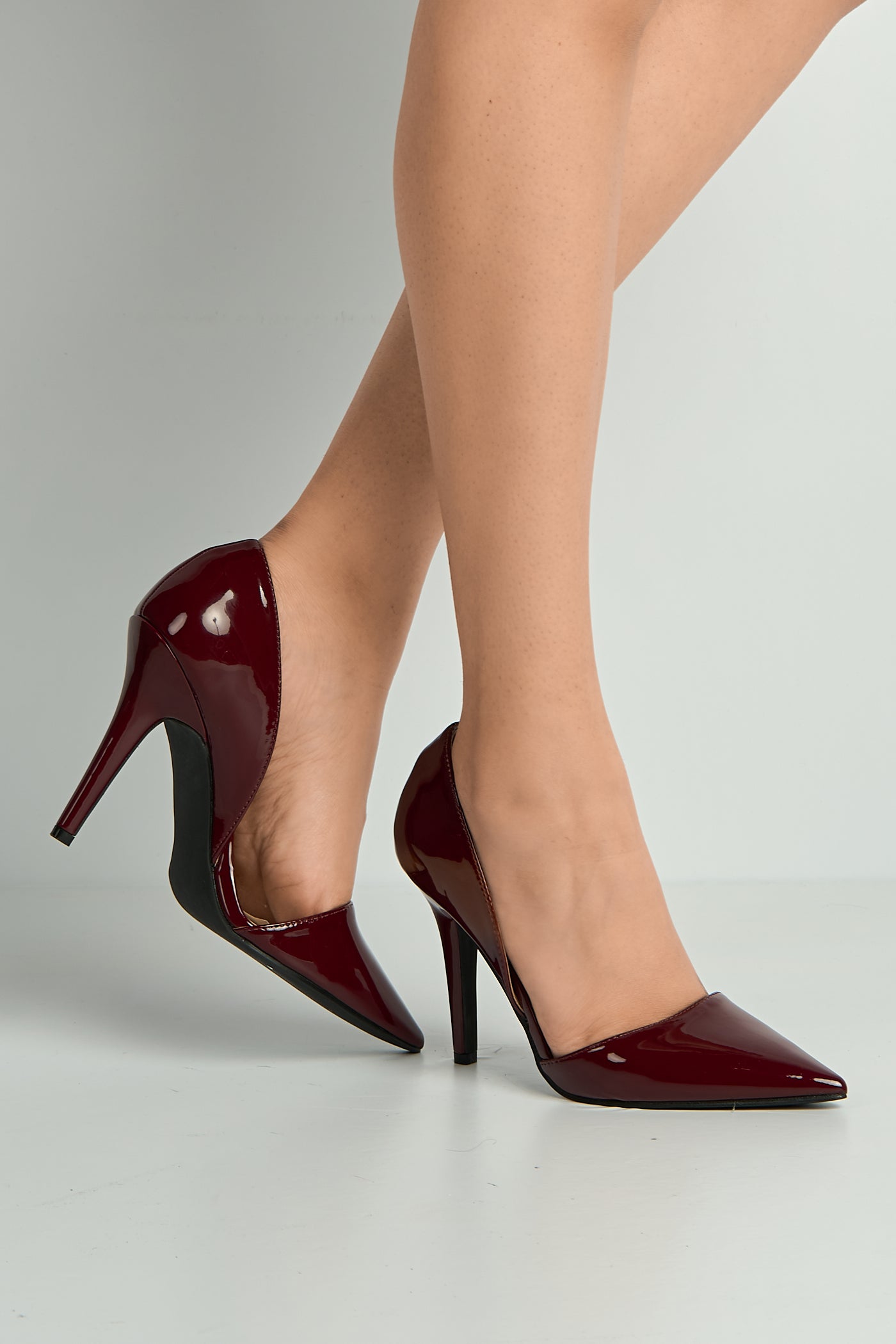 Milaya Cut-out Side Pointed Toe Court Shoes In Wine C-356-WIN