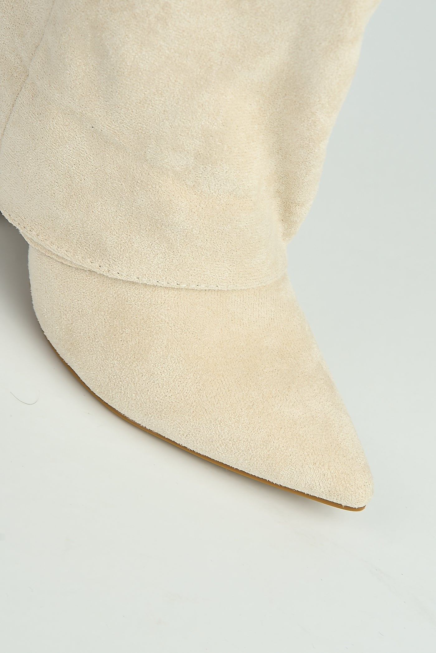 Ayla Block Heel Pointy Toe Gold Trim Buckle Collar Covered Calfboots In Cream Suede BAILEYS14-CRESU