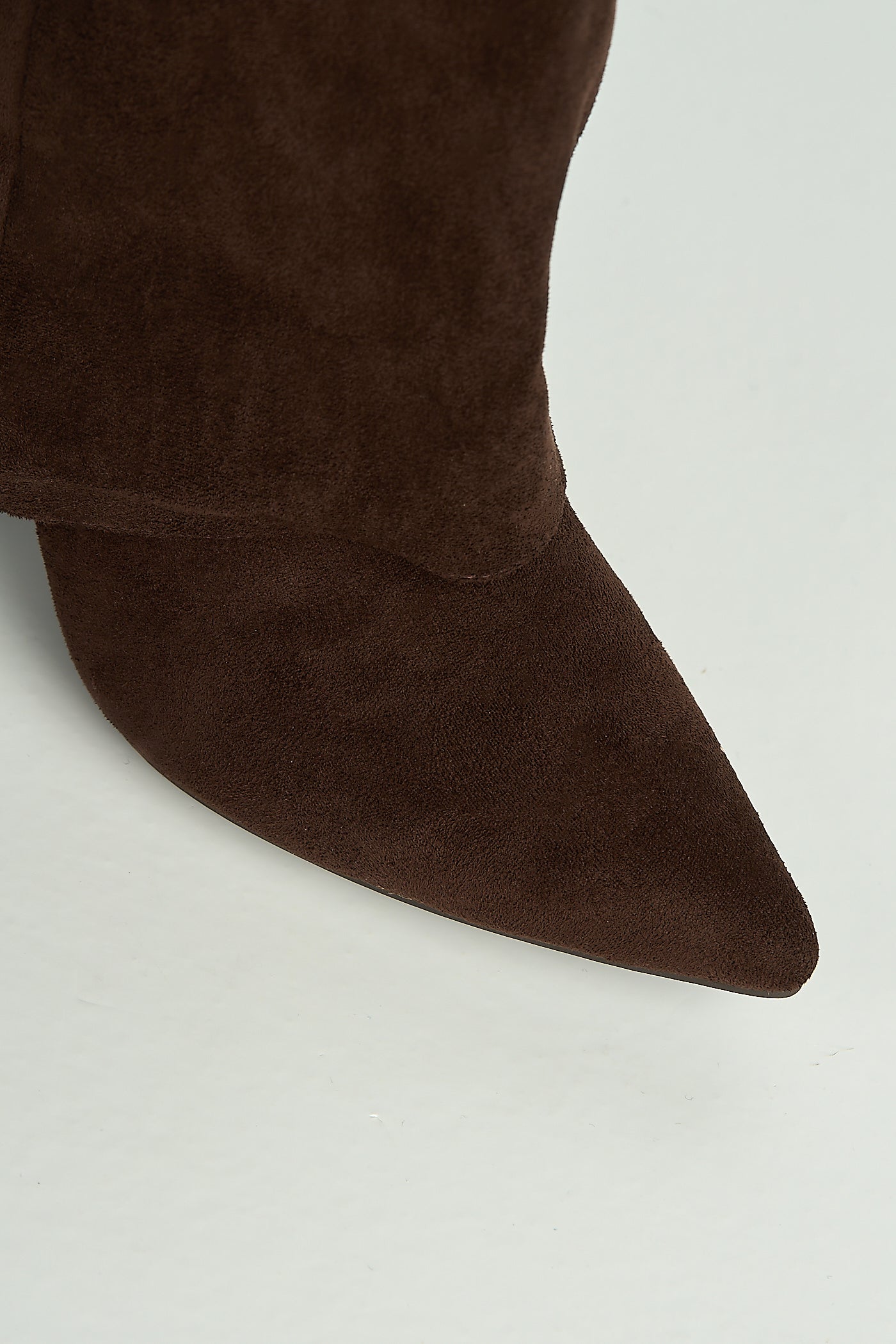 Ayma Knee High Block Heel Gold Trim Buckle Collar Boot In Chocolate RANGER11-CHOC