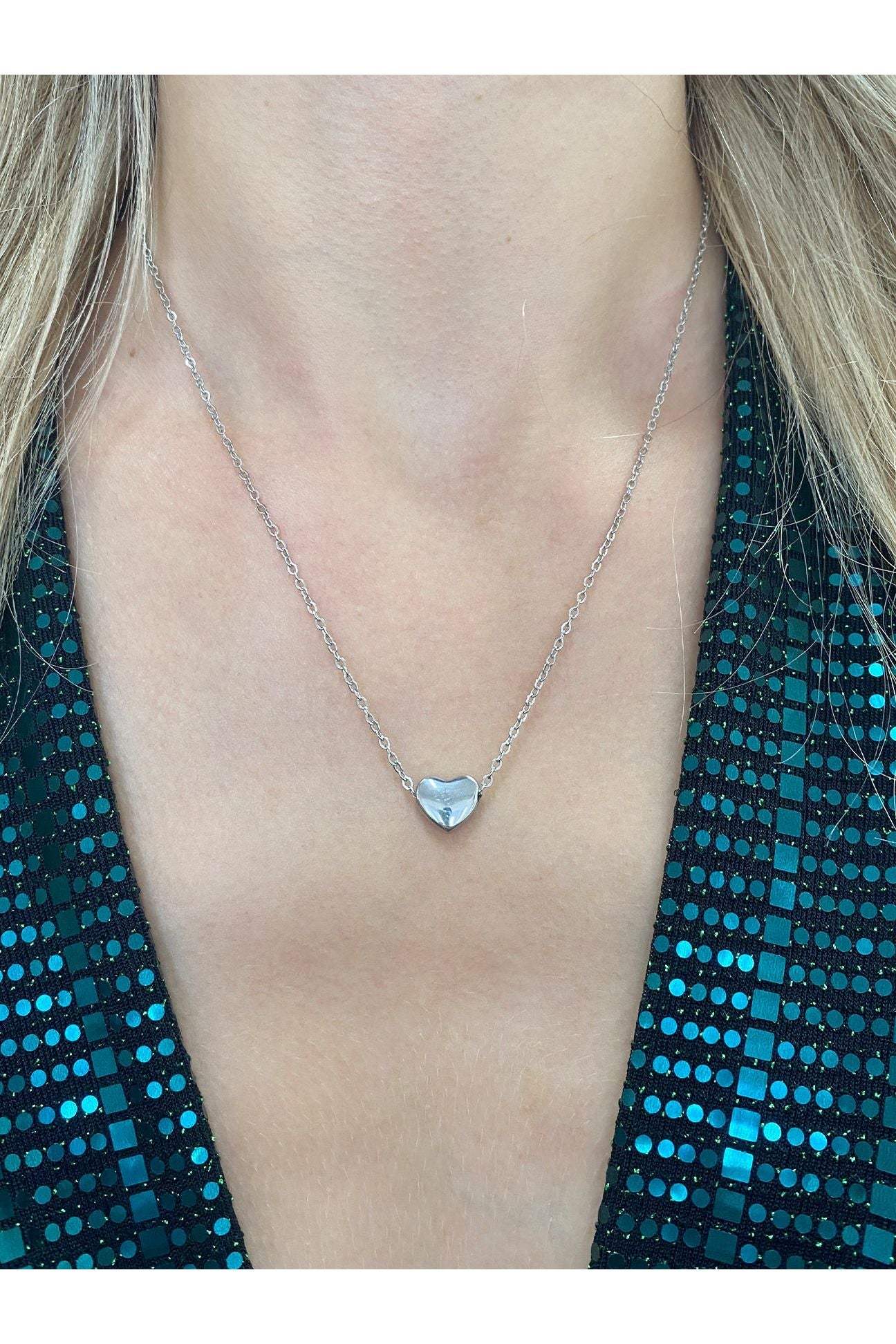 Small Heart Necklace In Silver JE400221
