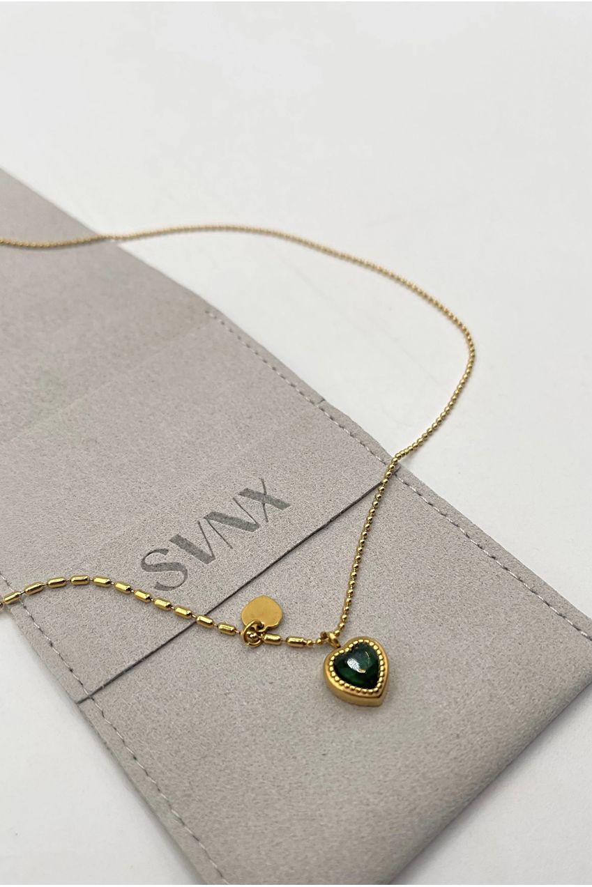 Emerald Green Heart Necklace In Gold JE400324