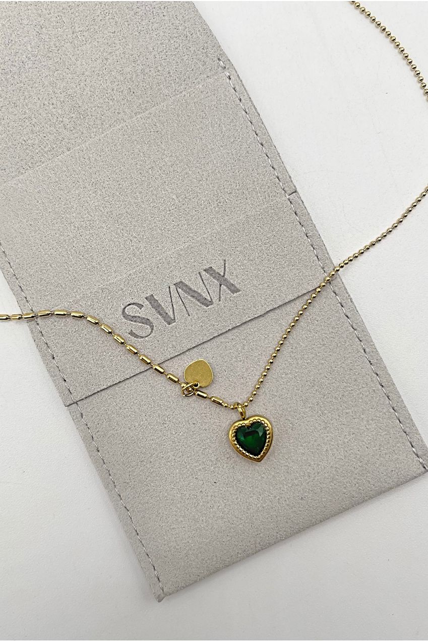 Emerald Green Heart Necklace In Gold JE400324