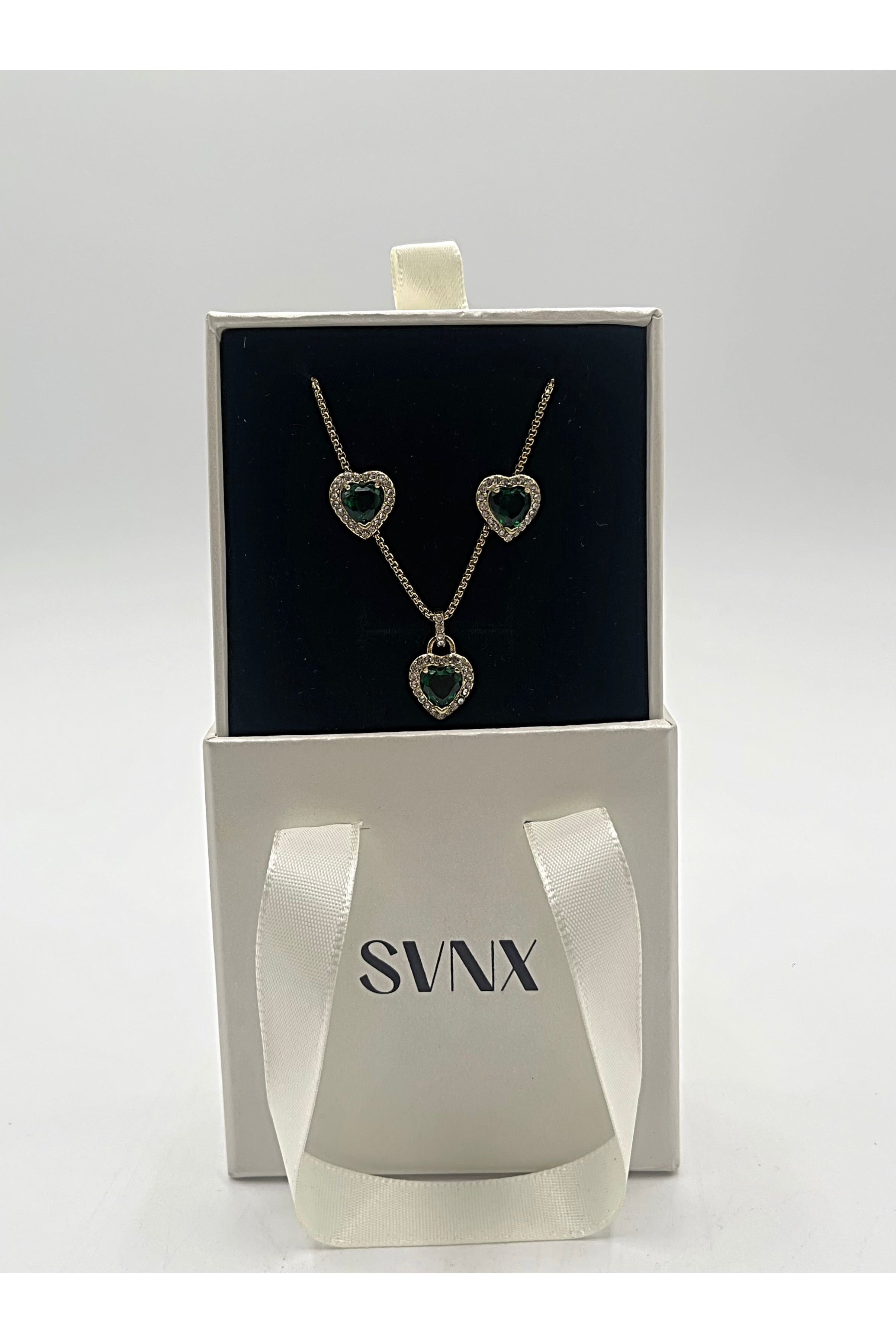 Emerald Green Diamante Heart Necklace And Earrings Set In Gold JE400424