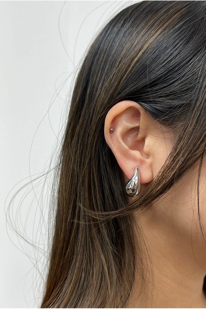 Mini Waterdrop Earring In Silver JE400921