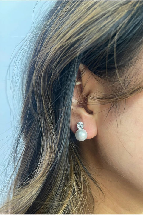 Pearl Diamante Earrings & Necklace Set In Silver by SVNX