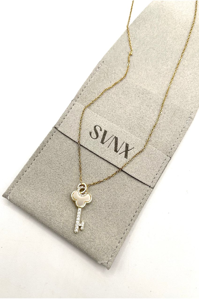 Key Diamante Pendant Necklace JE402724