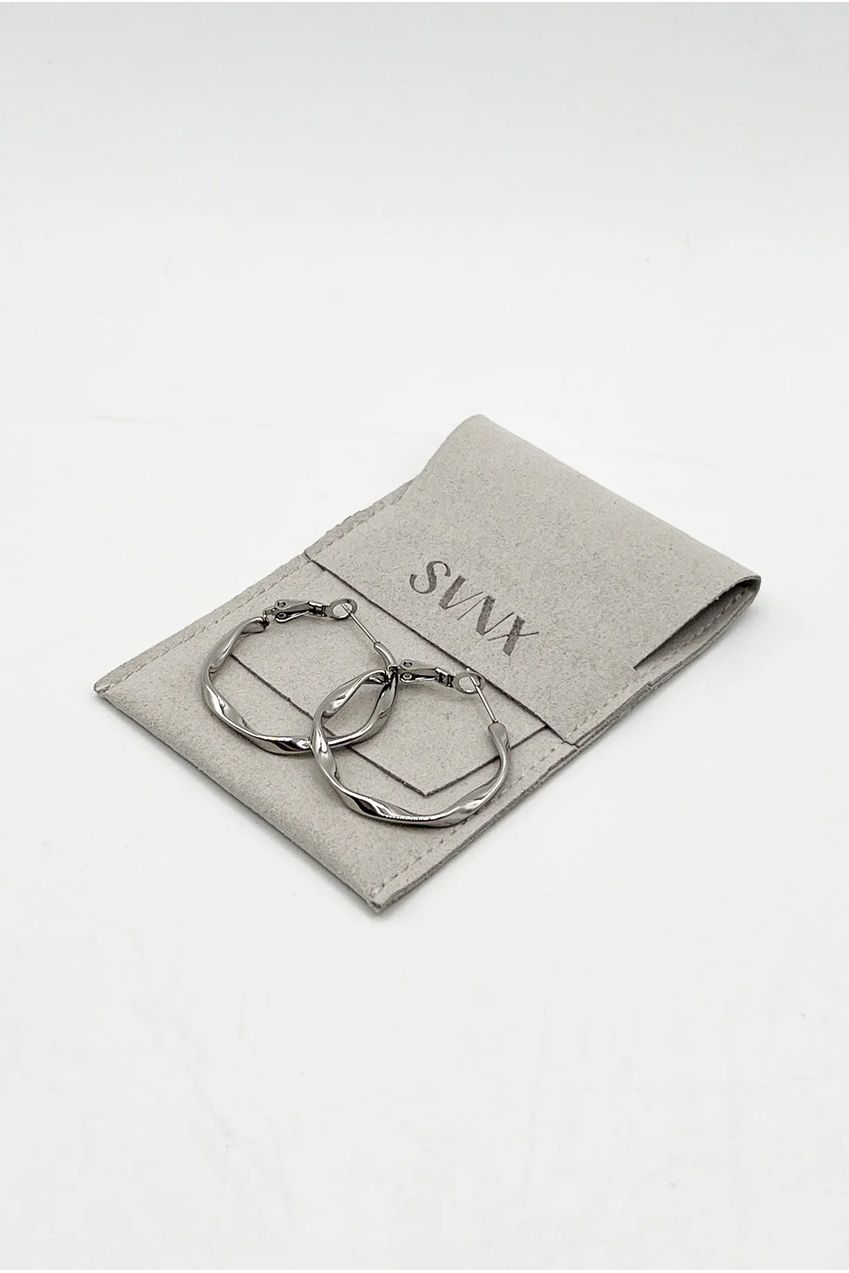 Twist Hoops In Silver - Pouch Included JE404221