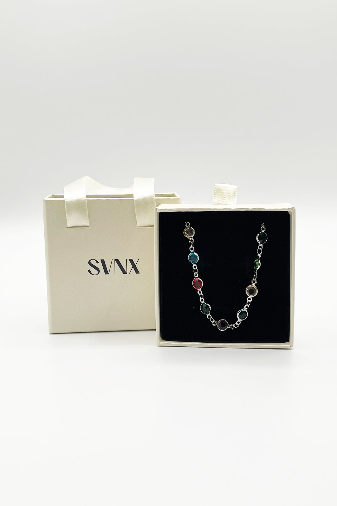 Round Crystal Necklace In Multi - Gift Boxed JE404921