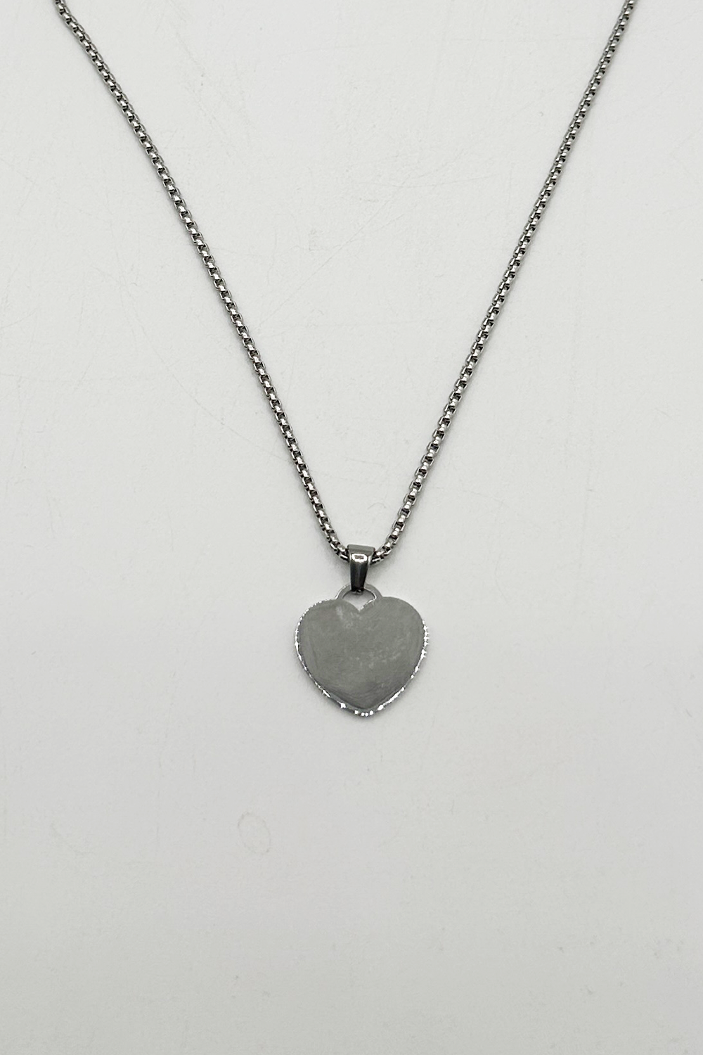 Heart Shape Pendant Necklace In Silver - Gift Boxed JE410121