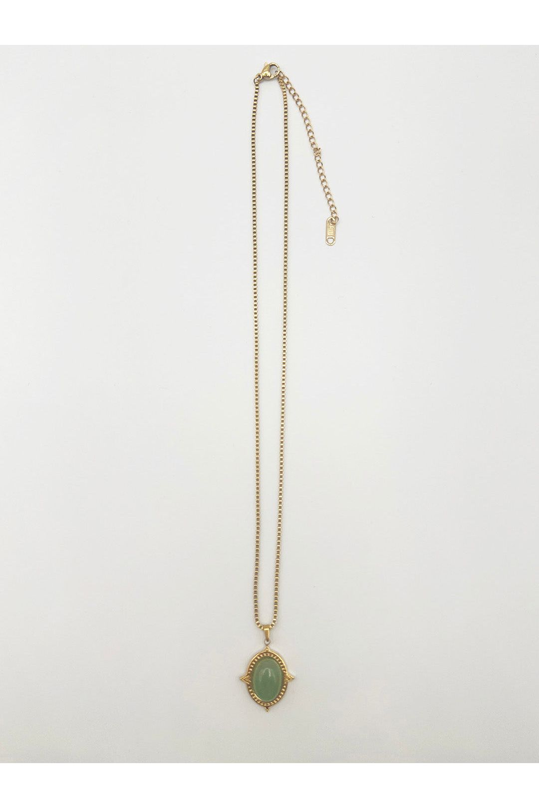 Green Stone Pendant Necklace - Gift Boxed JE410817