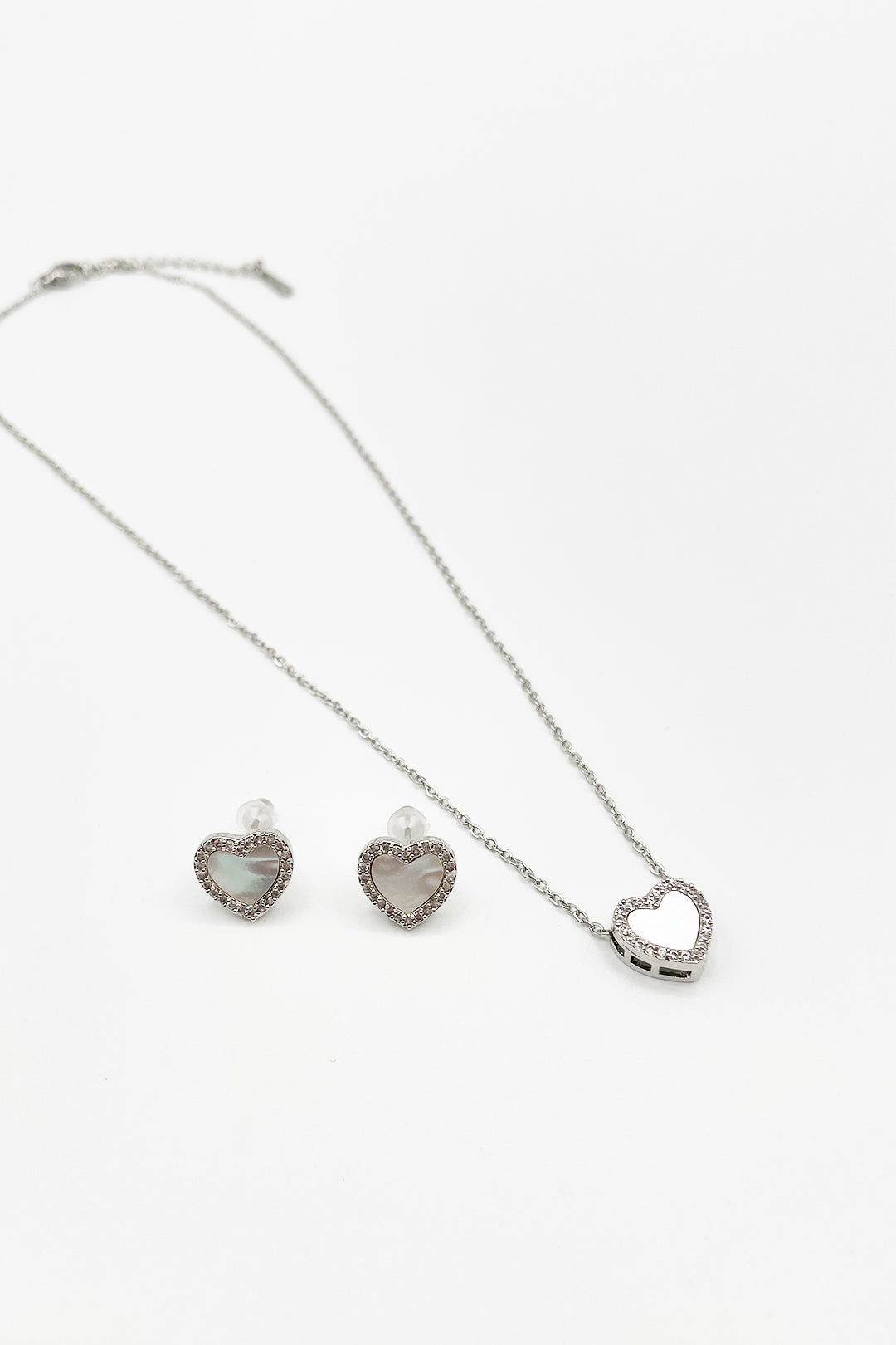 Diamante & Seashell Heart Necklace & Earrings Set In Silver - Gift Boxed JE411121