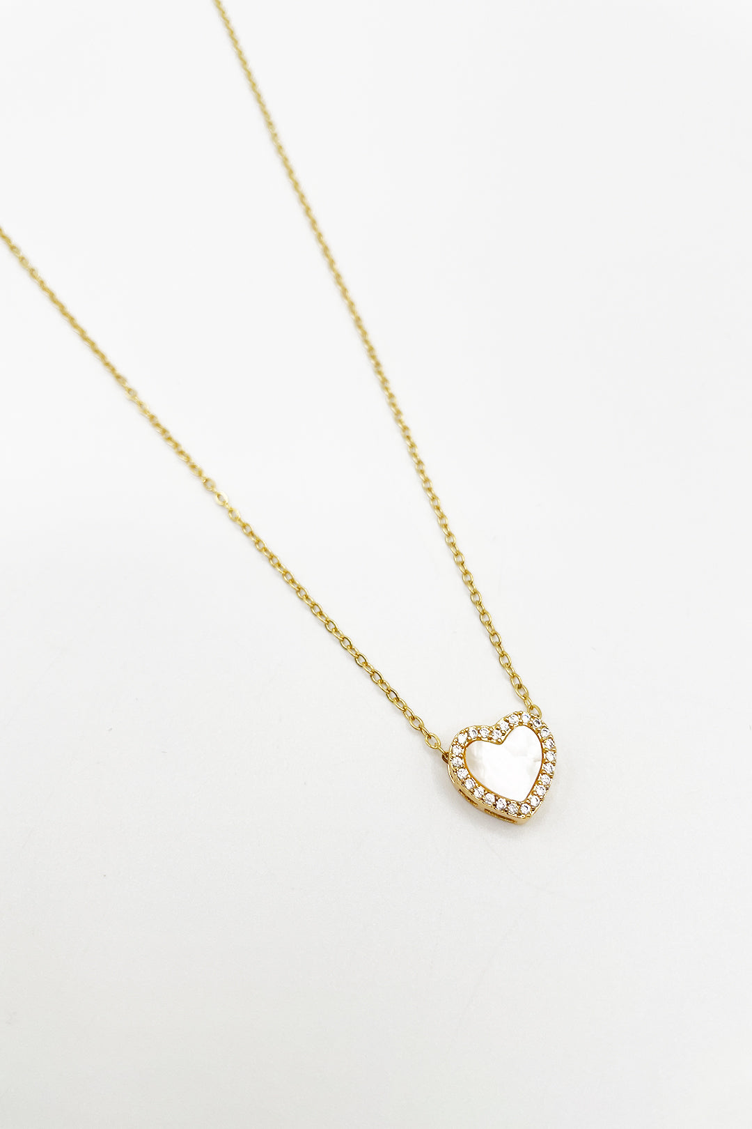 Diamante & Seashell Heart Necklace & Earrings Set In Gold - Gift Boxed JE411124