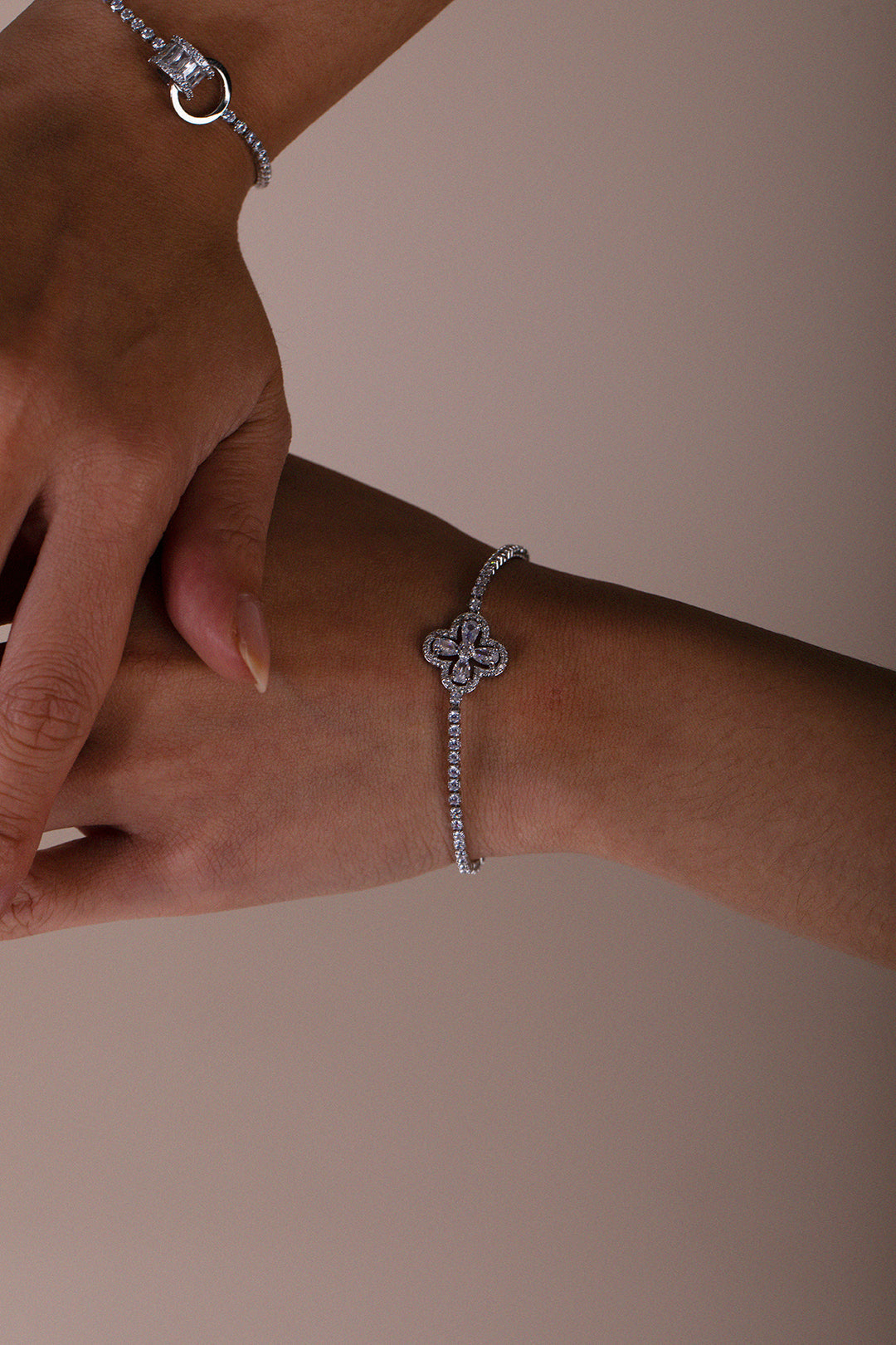 Clover Diamante Bracelet In Silver - Gift Boxed JE411921