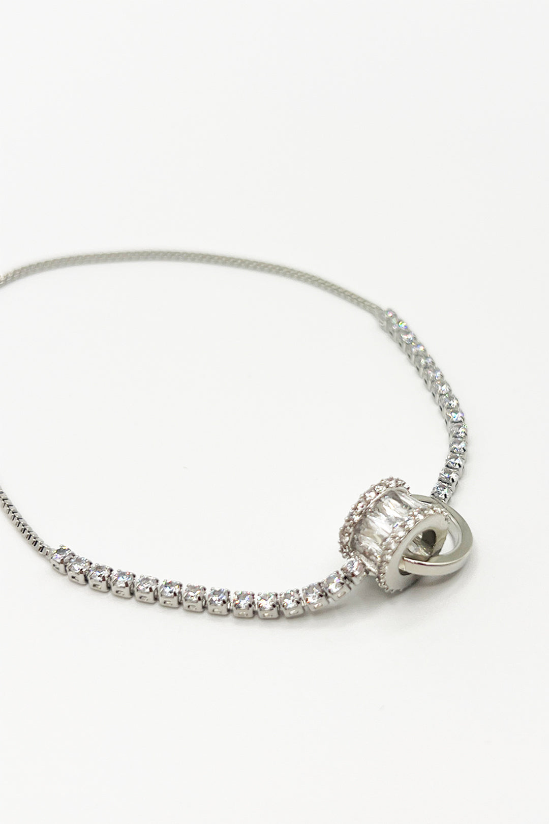 Double Ring Diamante Bracelet In Silver - Gift Boxed JE412121