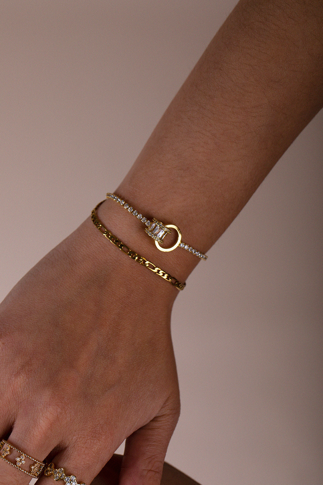 Double Ring Diamante Bracelet In Gold - Gift Boxed JE412124