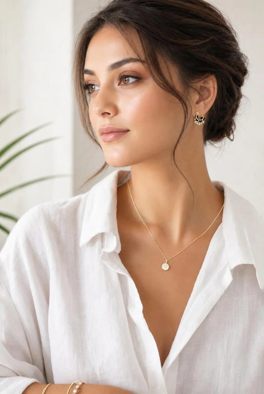 Pearl & Noir Chain Double Hoop Earrings In Gold JE414124