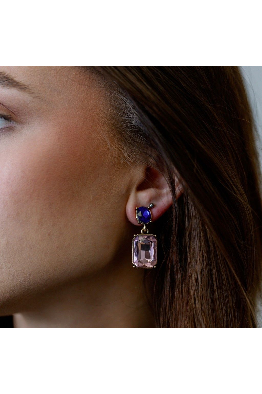 Oval Twin Gem Post Earring In Soft Pink & Royal Blue LTE09SR