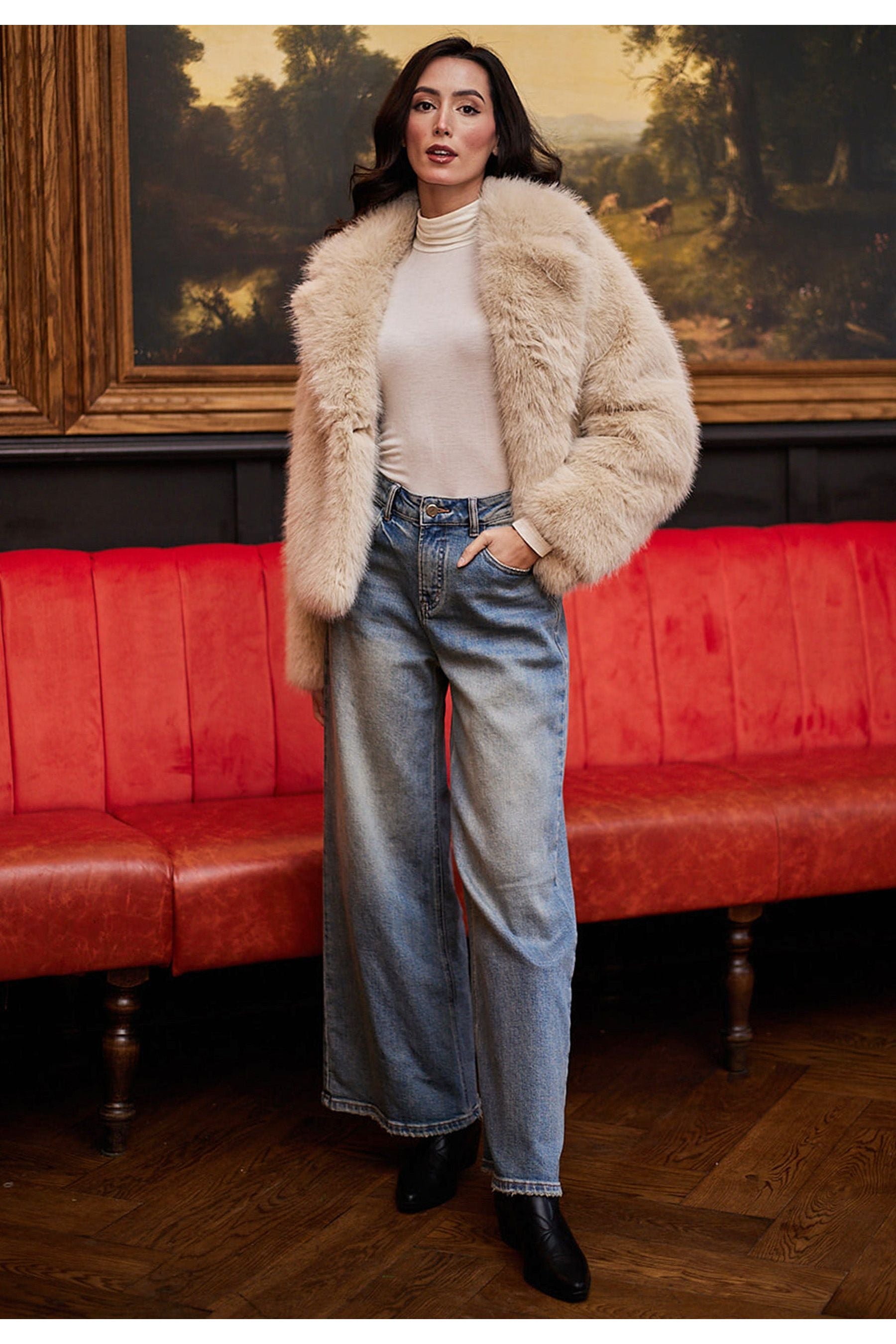 Faux Fur Short Coat In Cream M036321CRMF