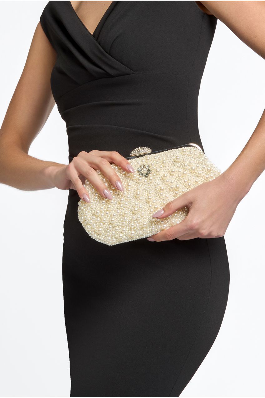 Ivory Pearl And Crystal Clutch Bag With Silver Details ALPA8802