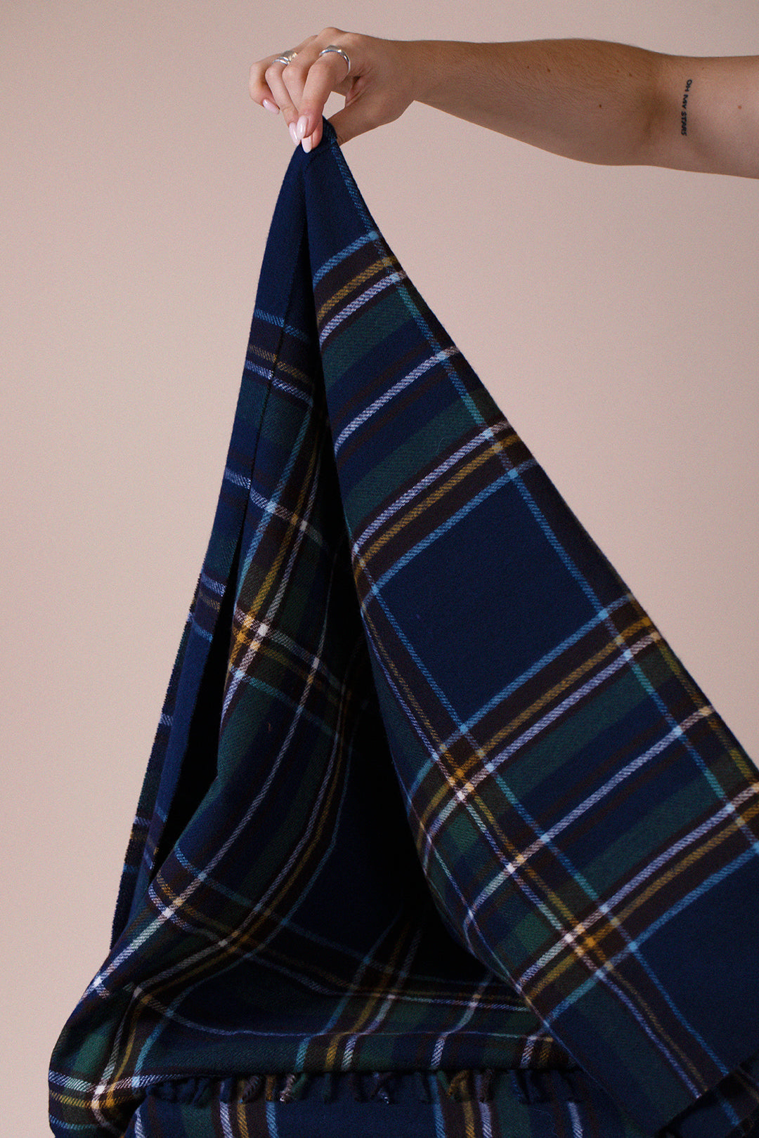 Tartan Print Scarf In Navy SC250215