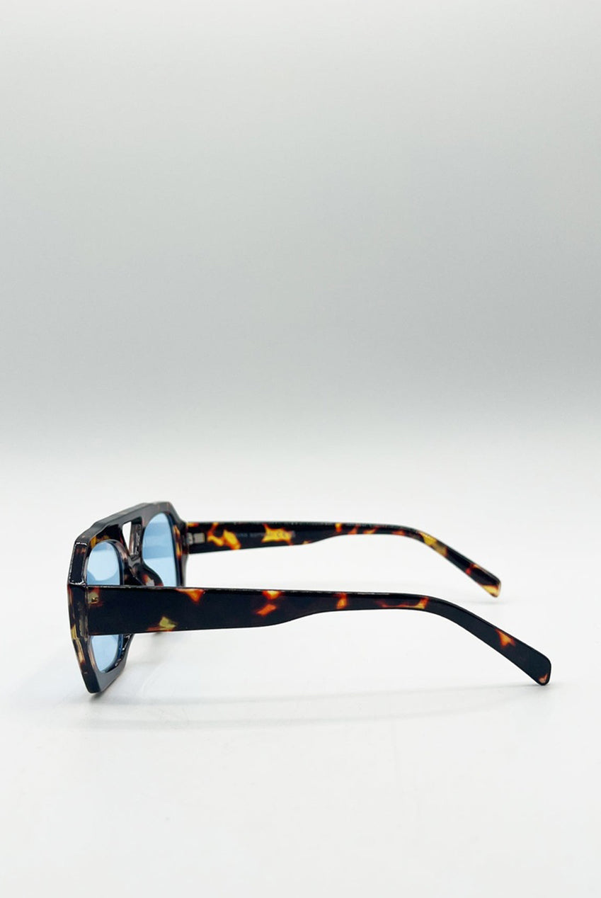 Tortoiseshell Navigator Sunglasses With Blue Lenses SG2500320