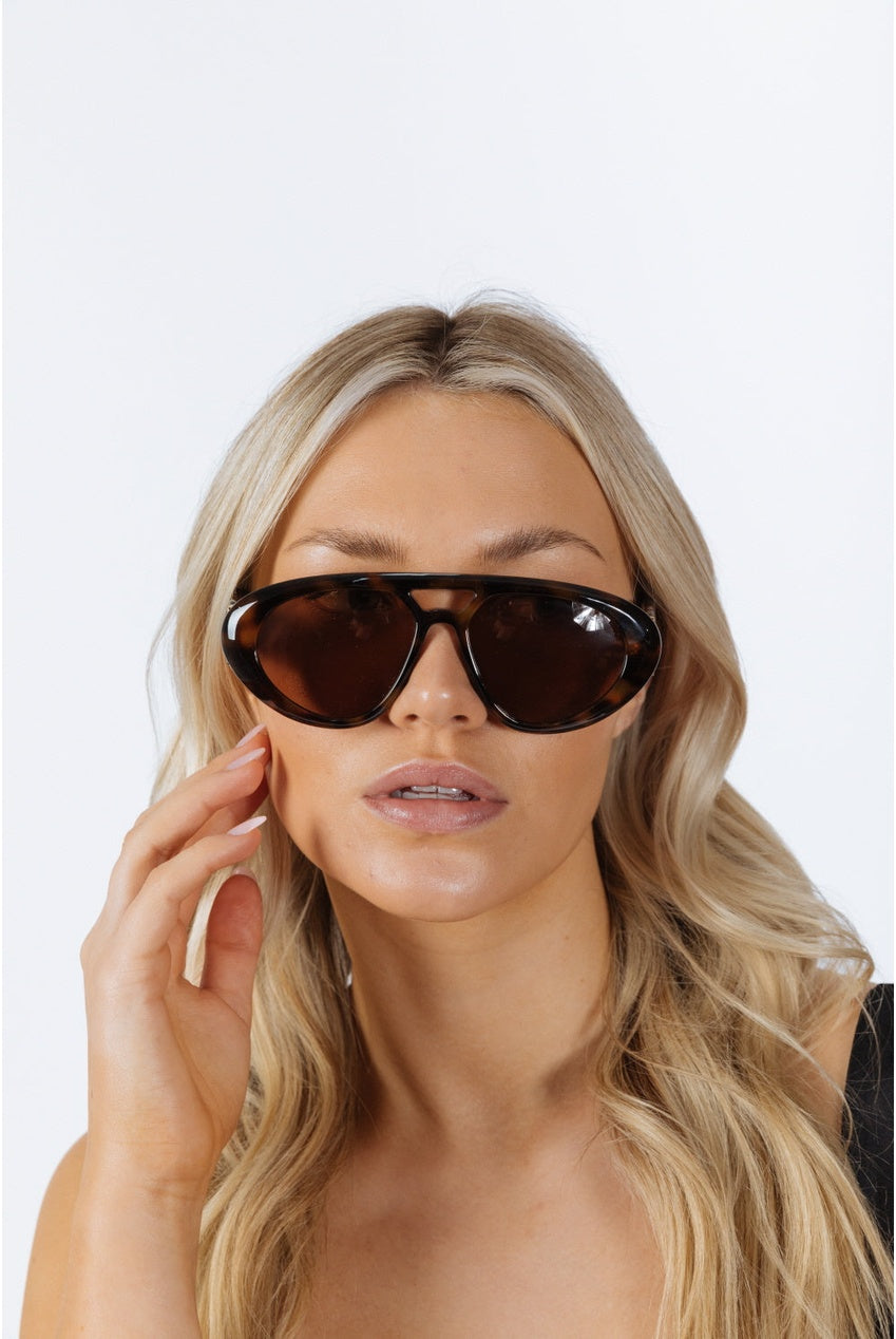 Chunky Aviator Sunglasses In Orange SG2500405