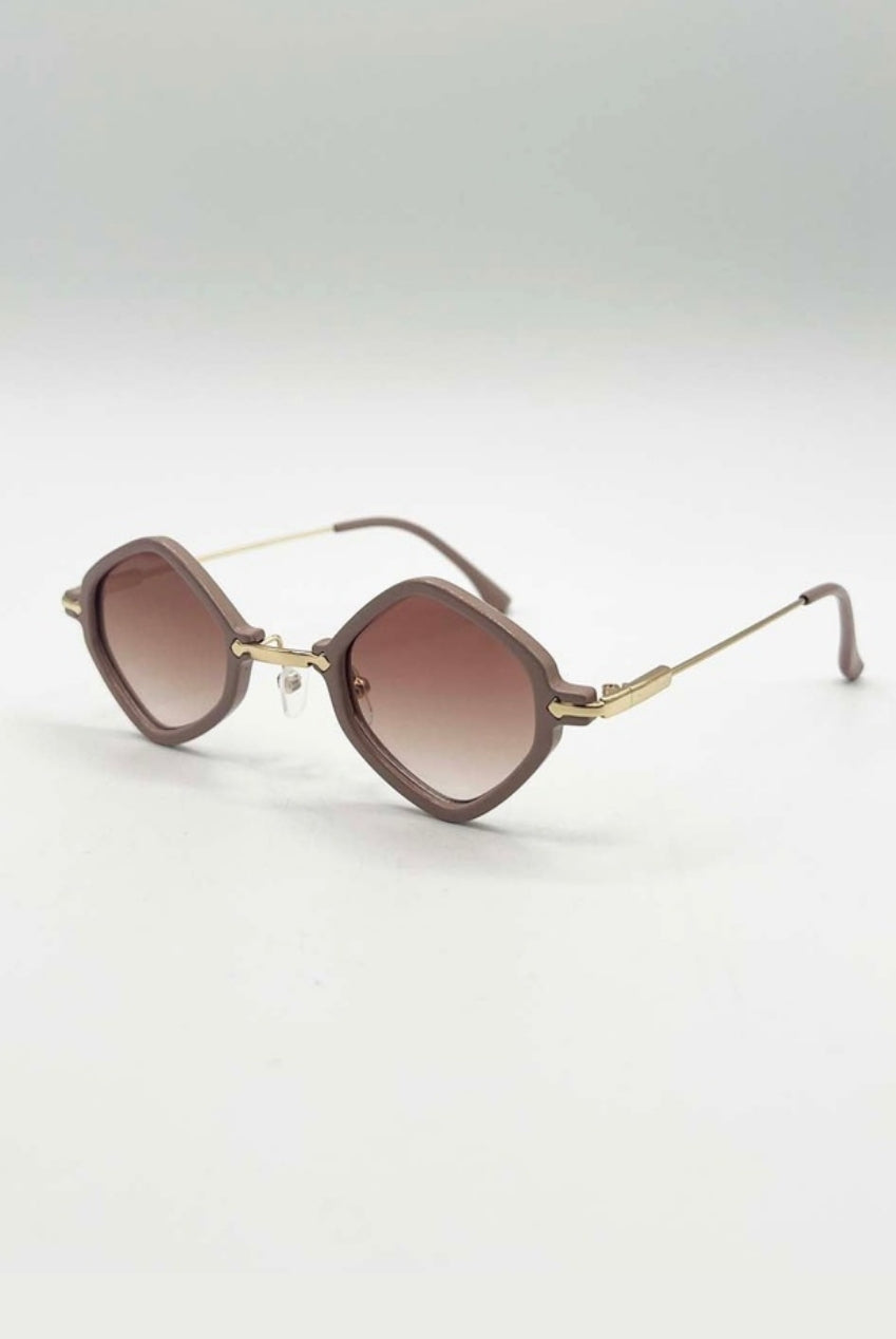 Diamond Shape Sunglasses In Nude SG2501128