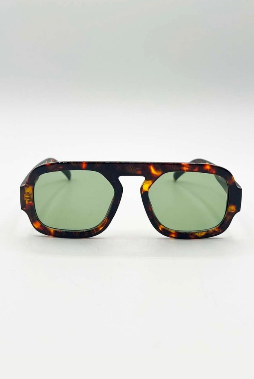 Retro Navigator Sunglasses In Green Brown Tortoiseshell SG2501317