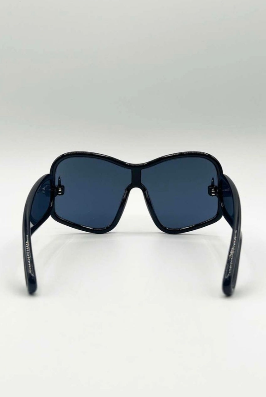 Square Oversized Mask Sunglasses In Black SG2501502