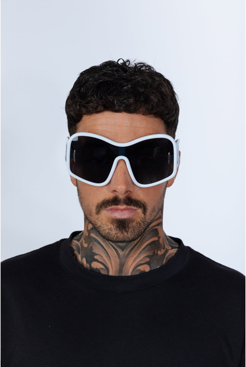 Square Oversized Mask Sunglasses In White Black SG2501507