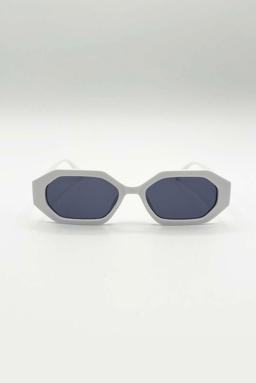 Oval Geomentric Sunglasses In White SG2502007