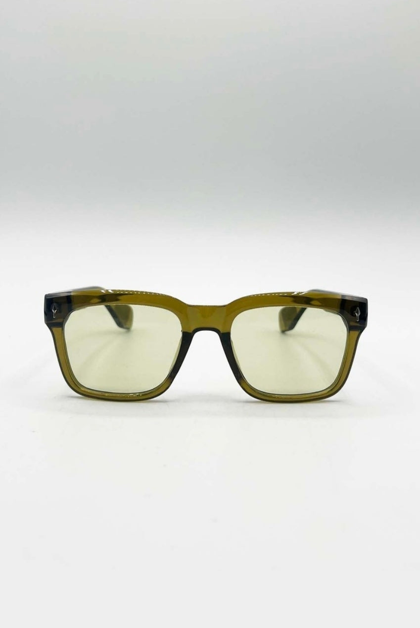 Square Sunglasses In Green SG2502317