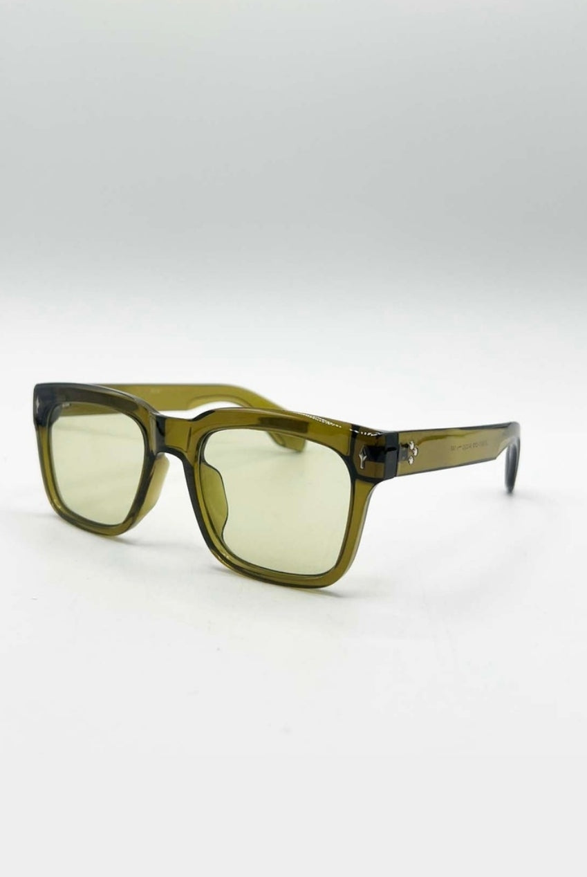 Square Sunglasses In Green SG2502317