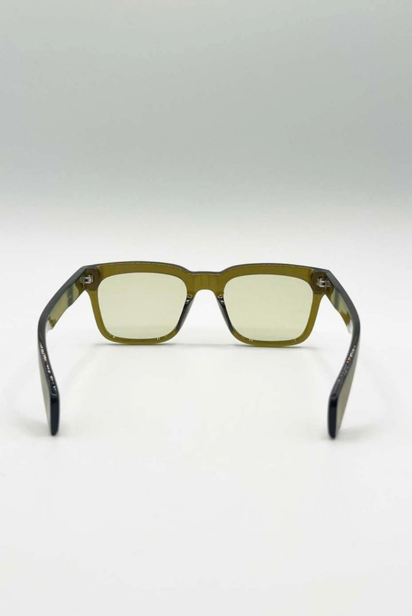 Square Sunglasses In Green SG2502317