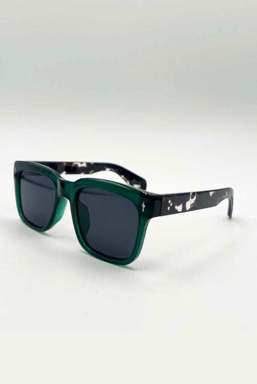 Square Sunglasses In Green Black SG2502320