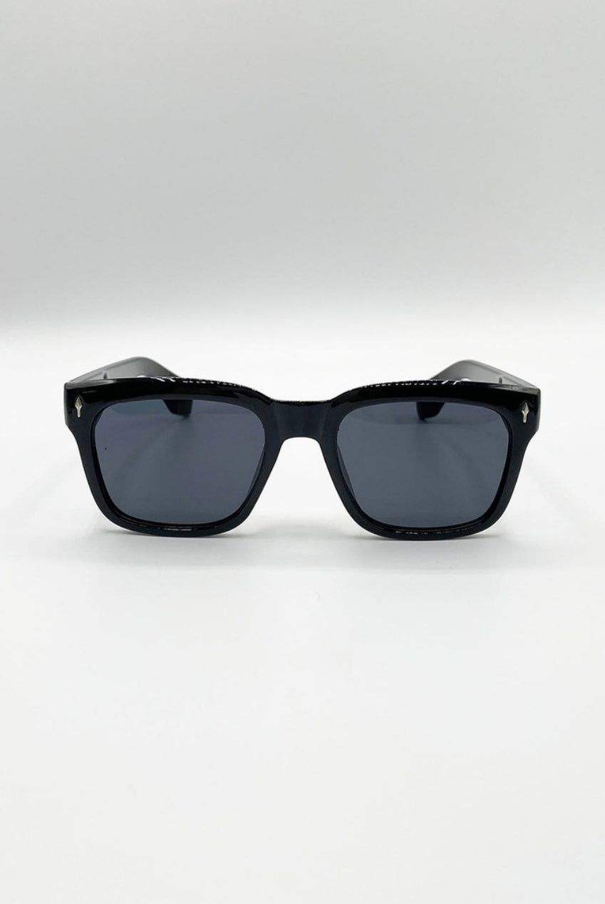 Square Sunglasses In Black SG2502346
