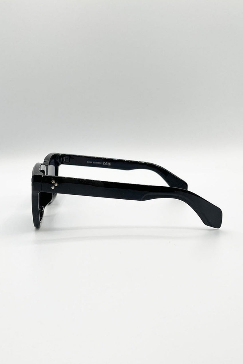 Square Sunglasses In Black SG2502346