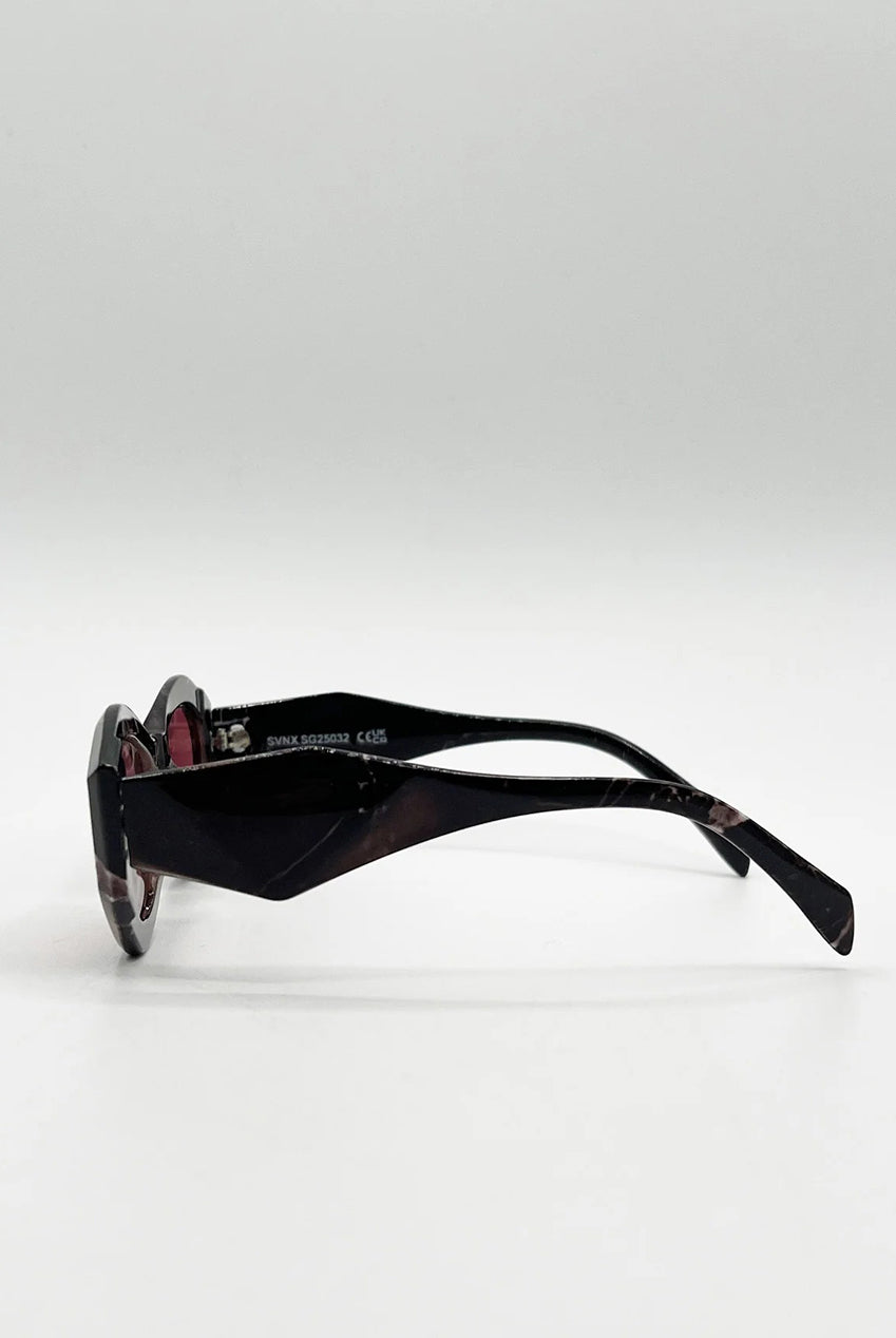 Retro Polygonal Cat-Eye Sunglasses In Red SG2503204