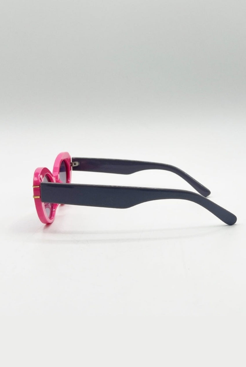 Oval Cat-Eye Sunglasses In Hot Pink SG2510409