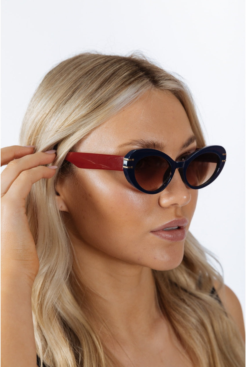 Oval Cat-Eye Sunglasses In Navy Red SG2510415