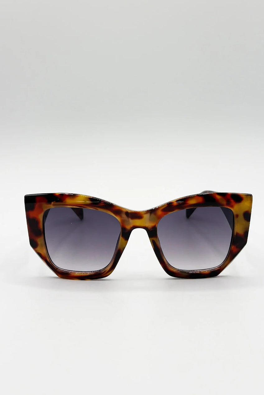 Square Cat-Eye Sunglasses In Tortoiseshell SG2510705