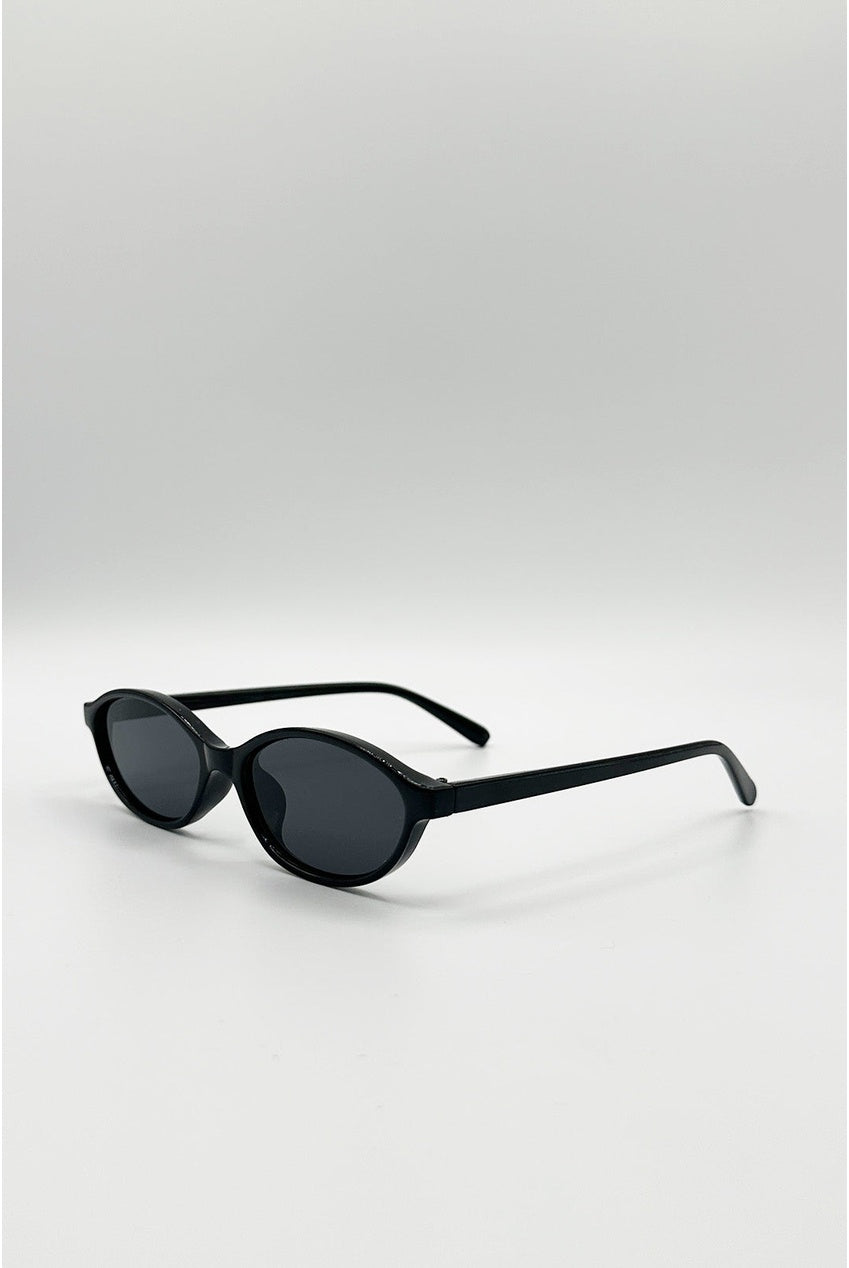 Oval Sunglasses In Black SG2600402