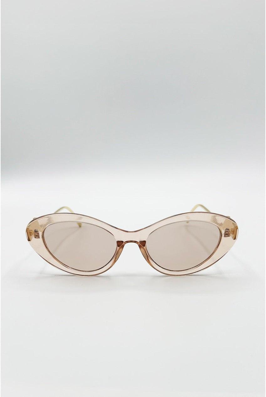 Cat Eye Metal Side Detail Sunglasses In Champagne SG2600934