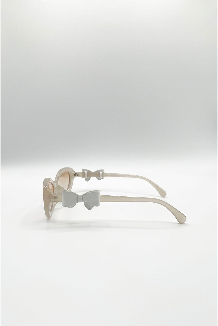 Bow Side Detail Sunglasses In Nude - Removeable Bow SG2601034