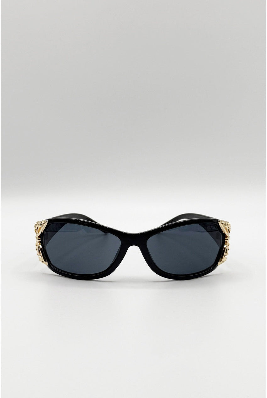 Vintage Wrap Around With Butterfly Detail Sunglasses In Black SG2604202