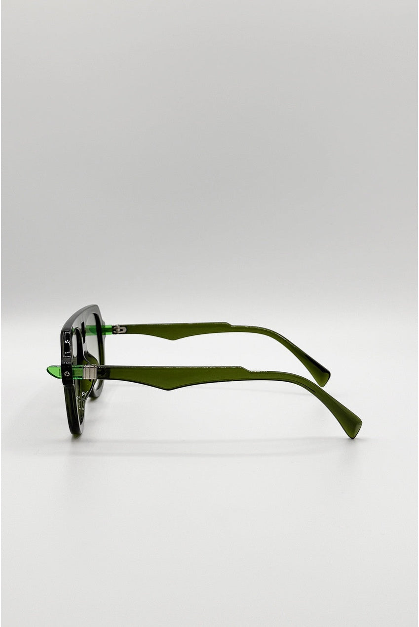 Bold Navigator Sunglasses In Green SG2605517