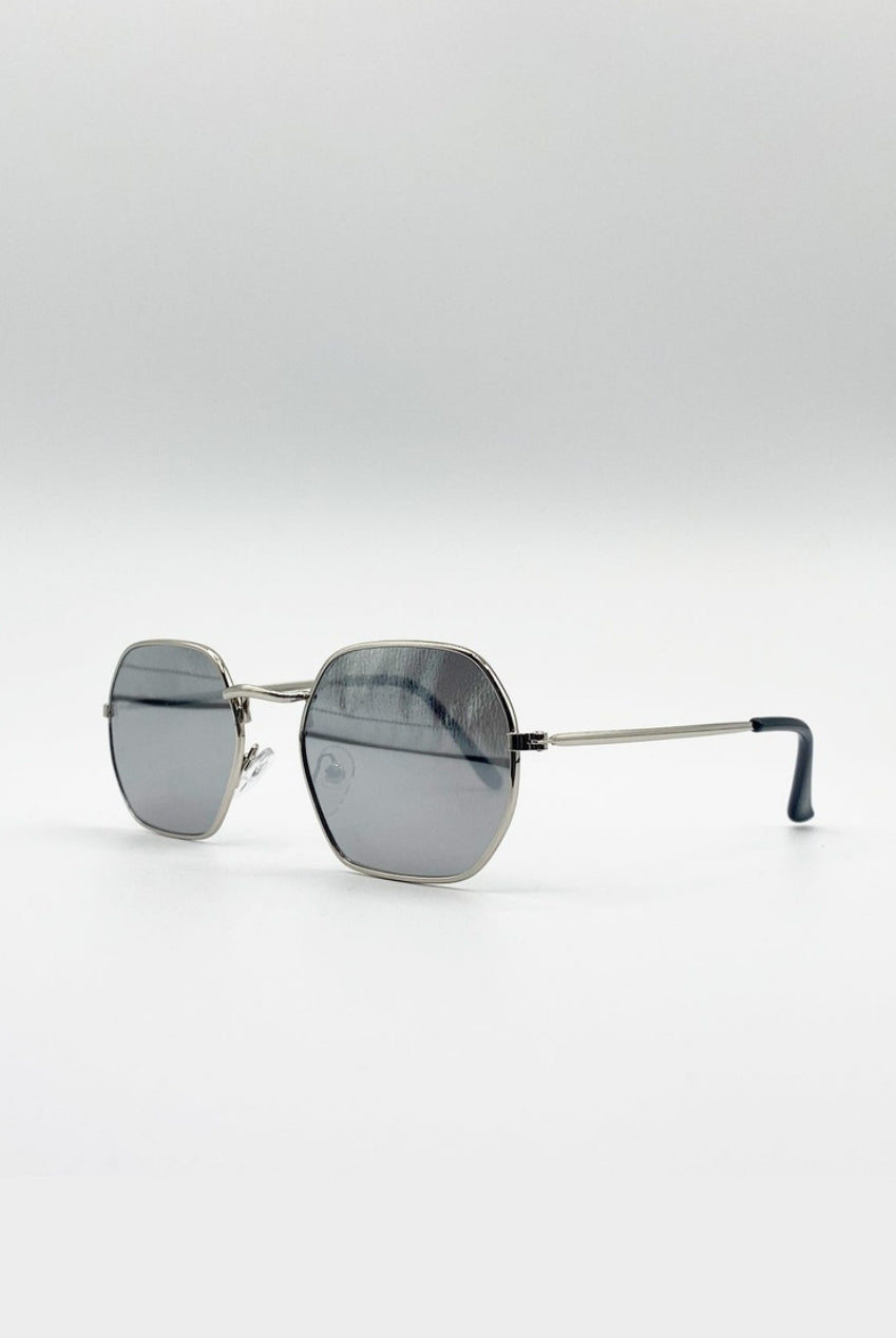 Hexagon Metal Frame Sunglasses With Mirror Lenses In Silver SG2607921