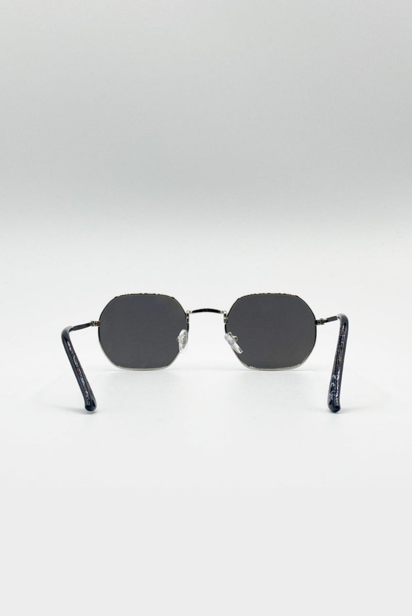 Hexagon Metal Frame Sunglasses With Mirror Lenses In Silver SG2607921